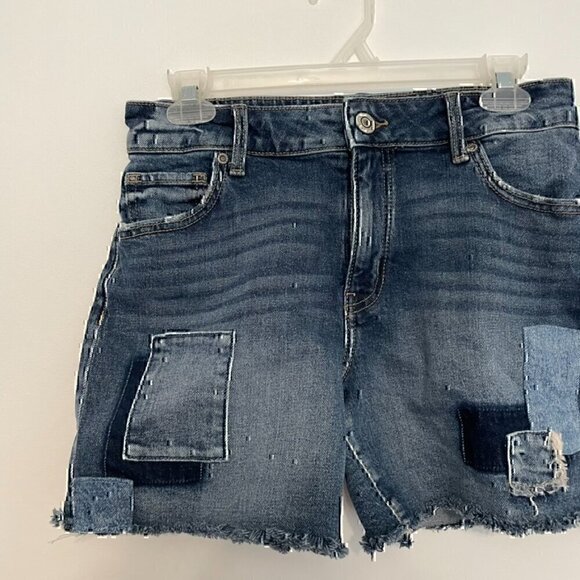 M JEANS BY MAURICES Patchwork Mid Rise 5 in Short Denim Jean Distressed Raw Hem - Picture 3 of 10